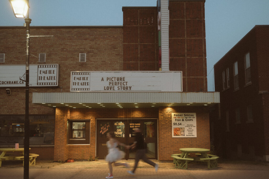 Ontario Elopement photographer